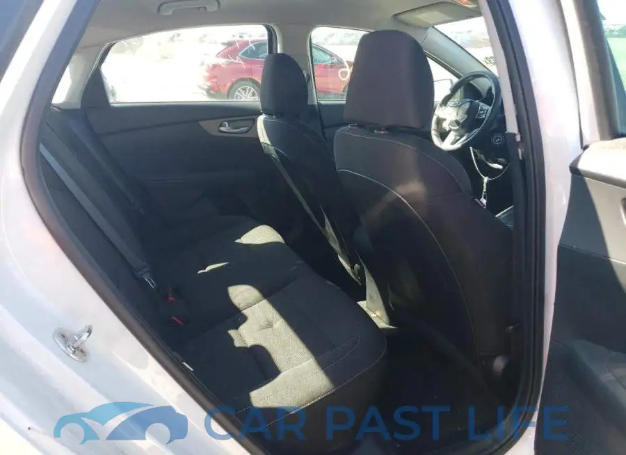 3KPF24AD4LE260961# 10