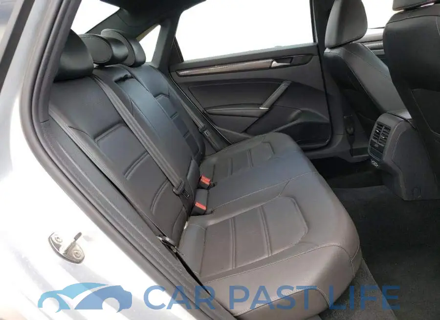 1VWMA7A31MC005595# 10