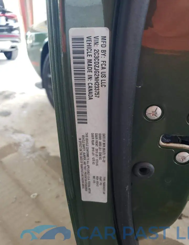 2C3CDZJG2NH233757# 12