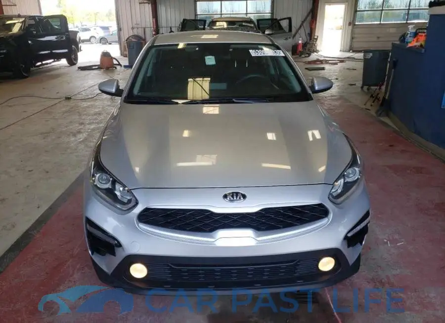 3KPF24AD5ME306458# 5