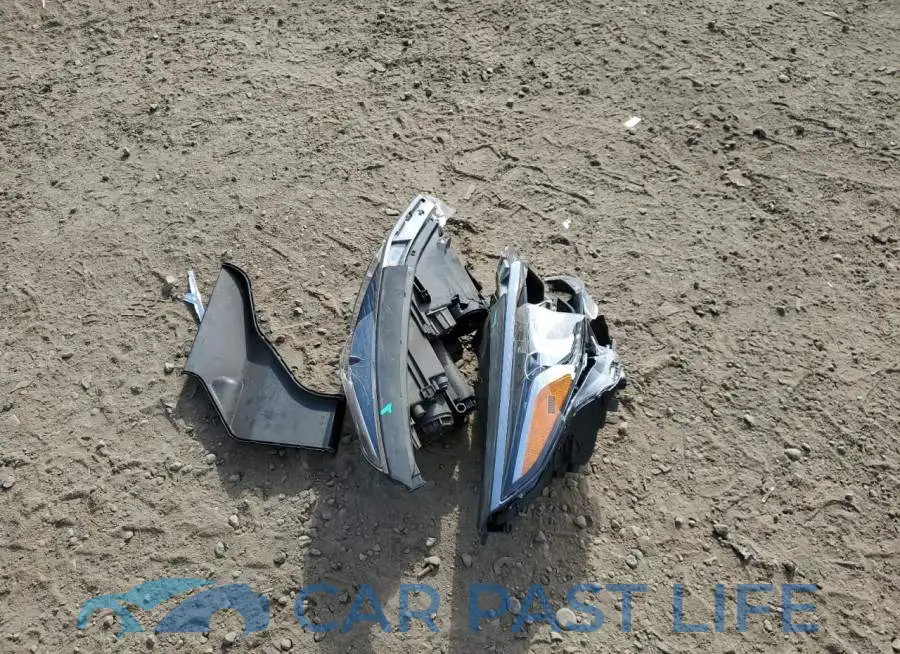 5XXGT4L35KG309001# 12