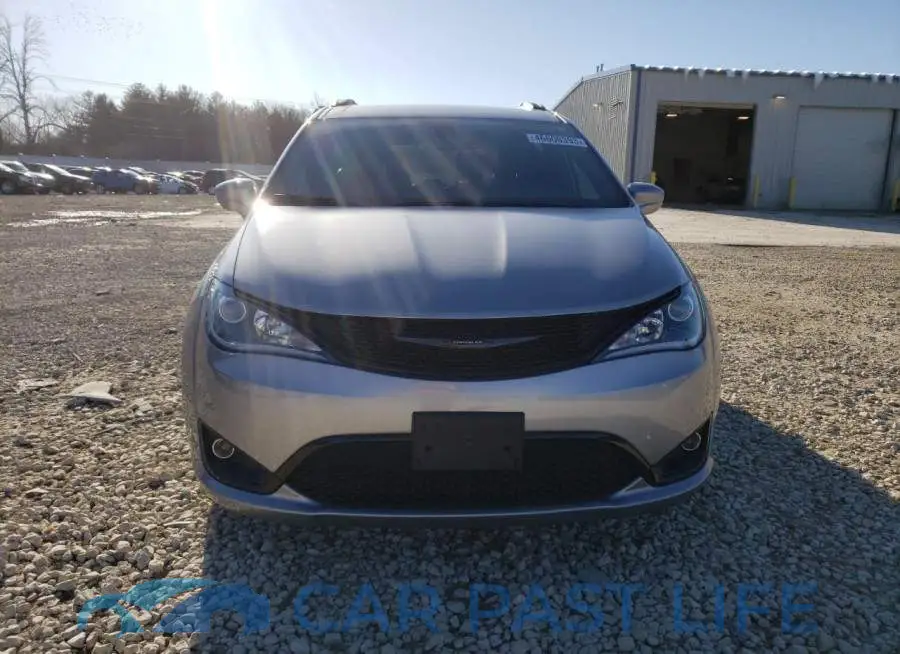 2C4RC1EG2JR338078# 5