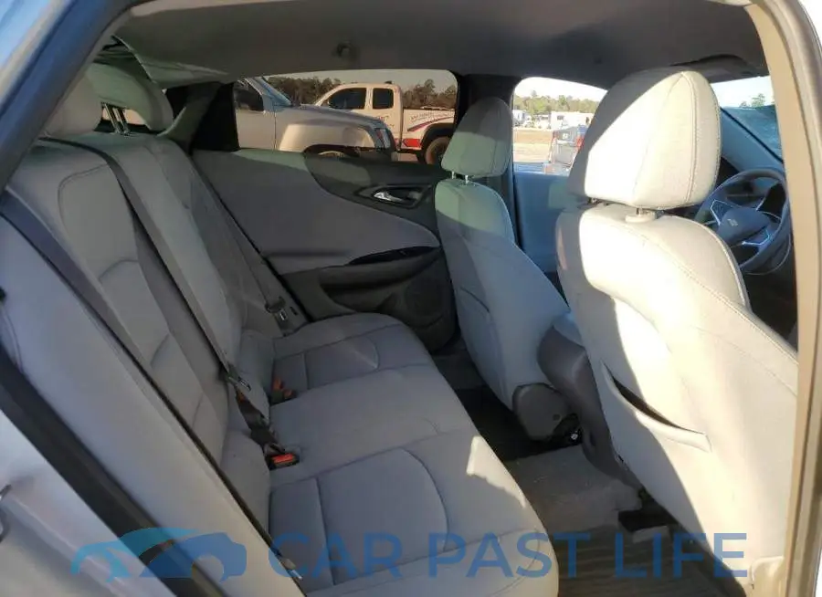 1G1ZB5ST3KF185336# 10