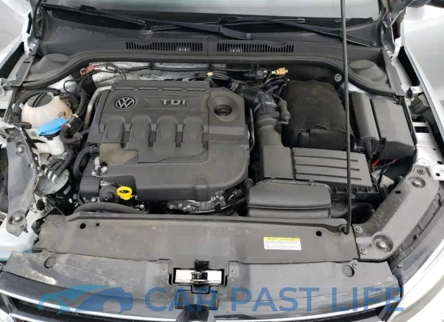 3VWLA7AJ1FM272148# 11