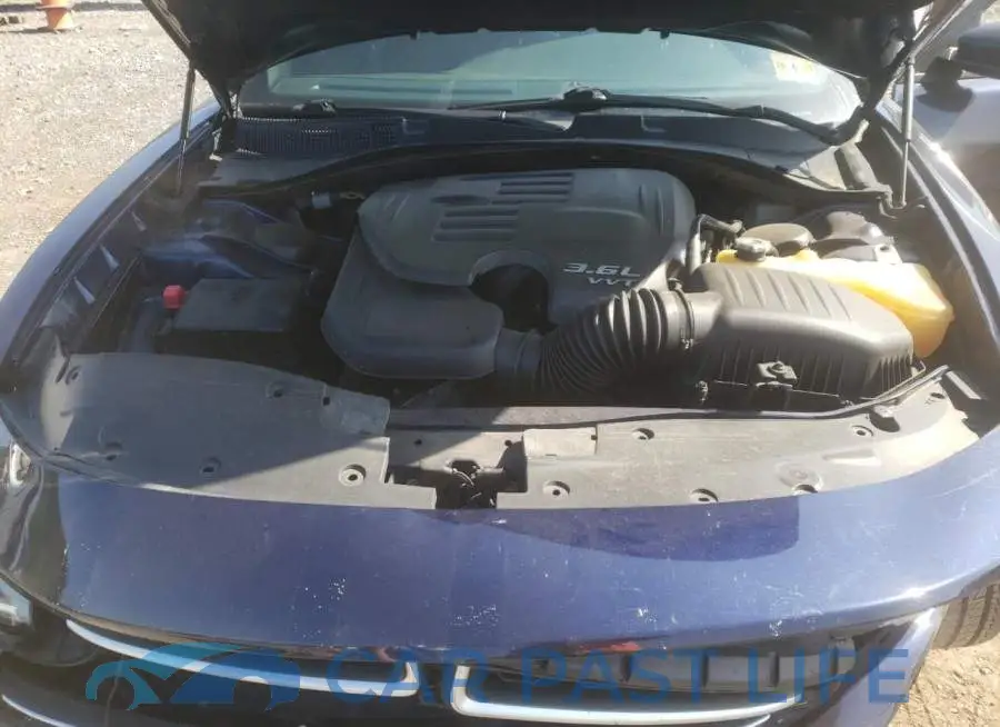 2C3CDXBGXFH826092# 11