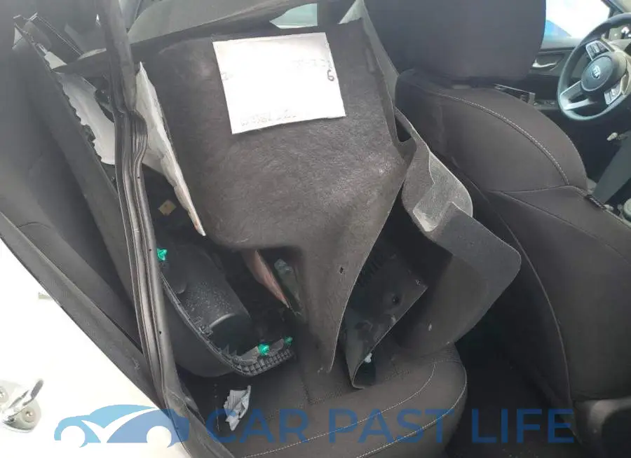 3KPF24AD8LE259800# 10