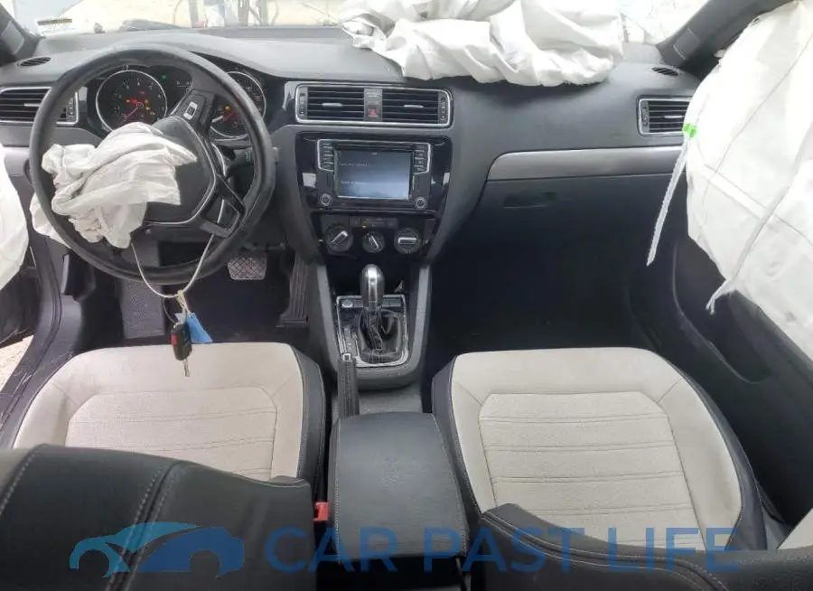 3VWD17AJ5GM329814# 8