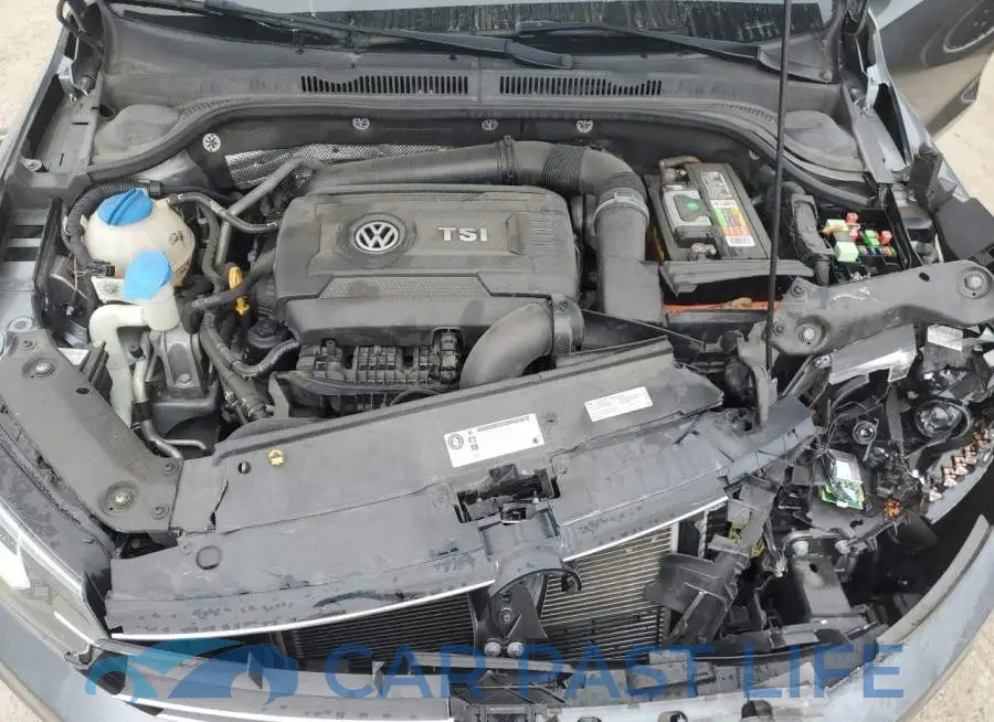 3VWD17AJ5GM329814# 11