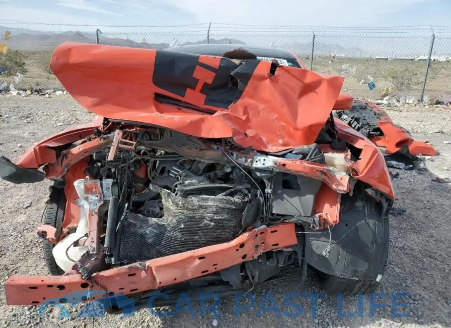 2C3CDXGJ9HH568042# 5