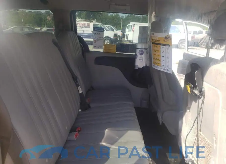2C7WDGBG6FR652172# 11