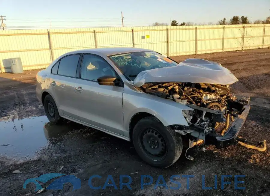 3VW167AJ2GM299563# 4
