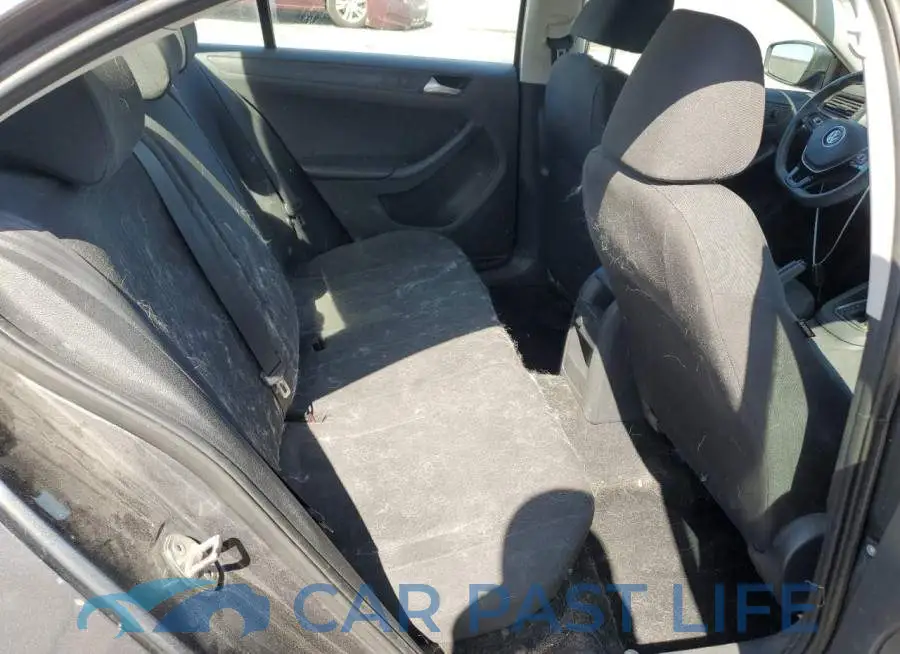 3VW267AJ7GM279734# 10