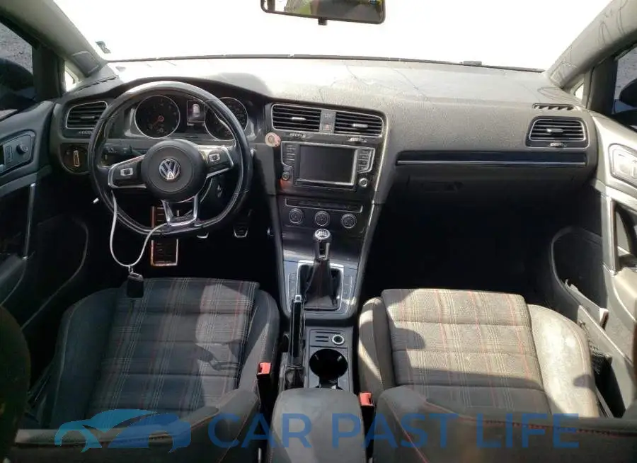 3VW5T7AU2HM035717# 8