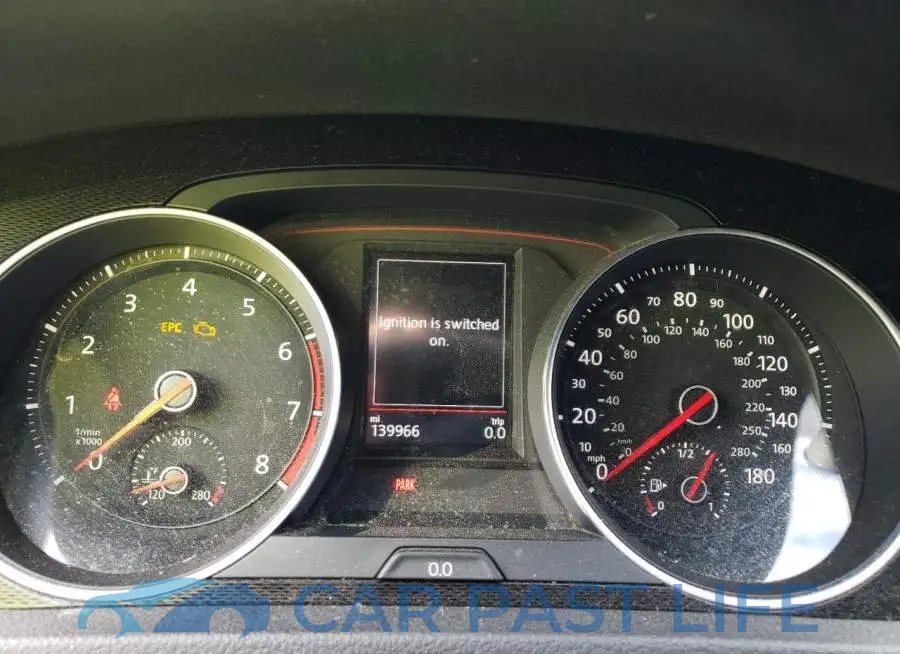 3VW5T7AU2HM035717# 9