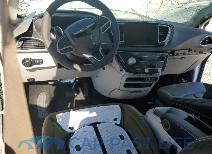 2C4RC1BG2NR128543# 8