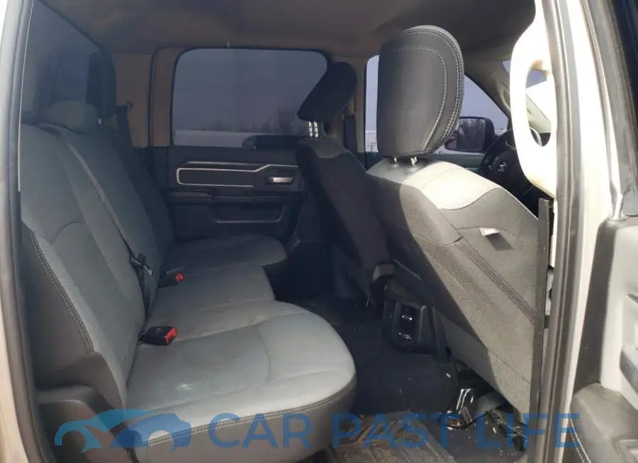 3C6UR5DL3LG115630# 10