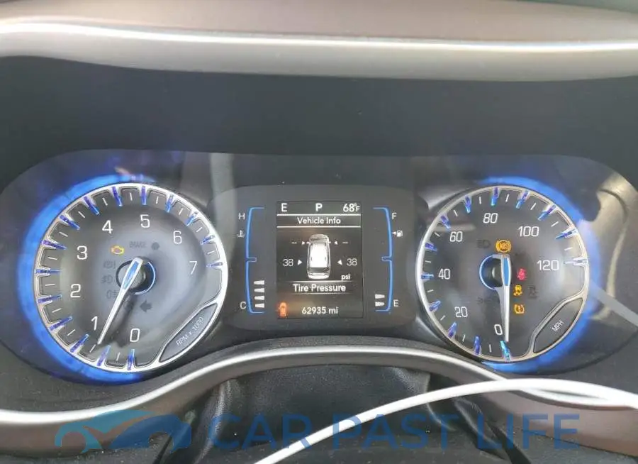 2C4RC1DG9MR508880# 9