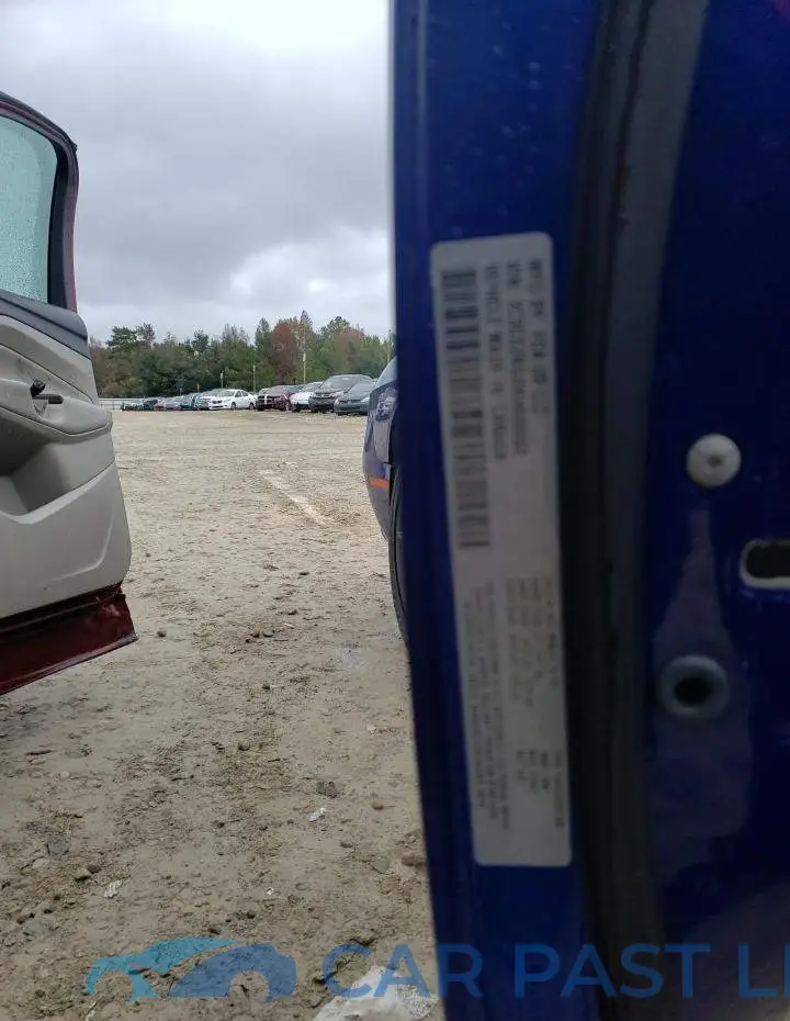 2C3CDZKG8MH586002# 12