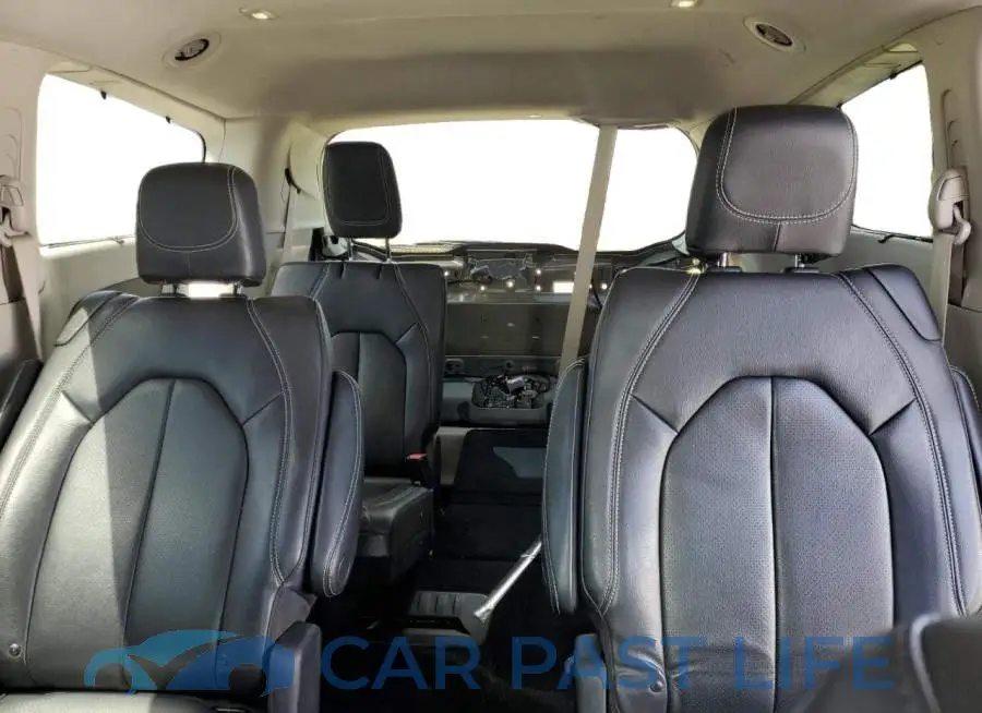 2C4RC1BG6NR113947# 10