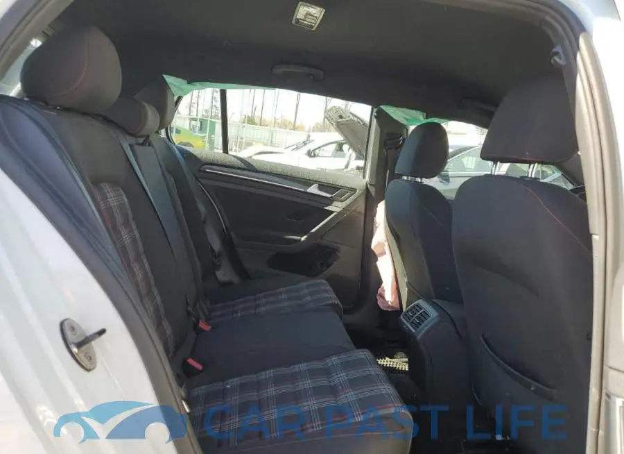 3VW5T7AU6GM067021# 10