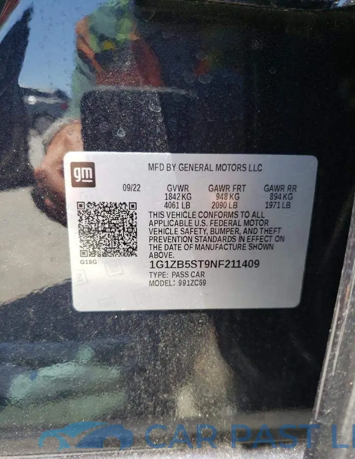 1G1ZB5ST9NF211409# 12
