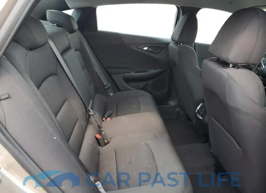 1G1ZD5ST4PF137989# 10