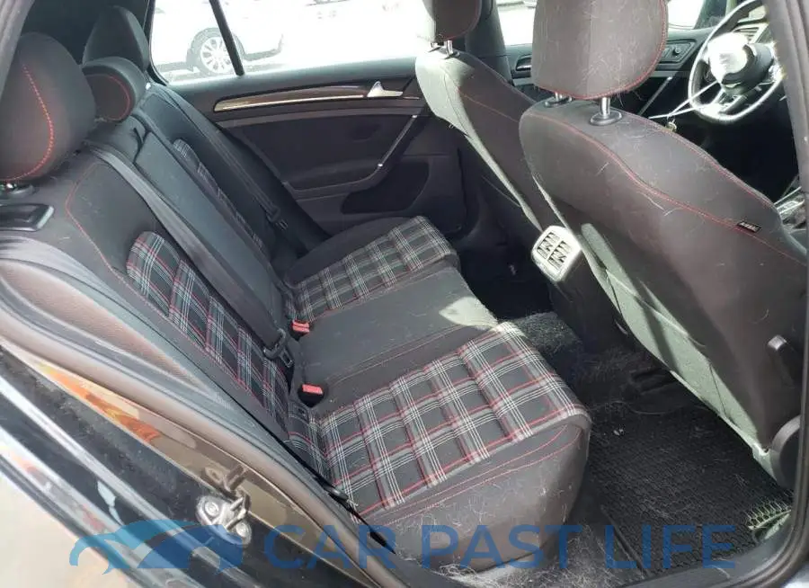3VW4T7AU8FM009809# 10
