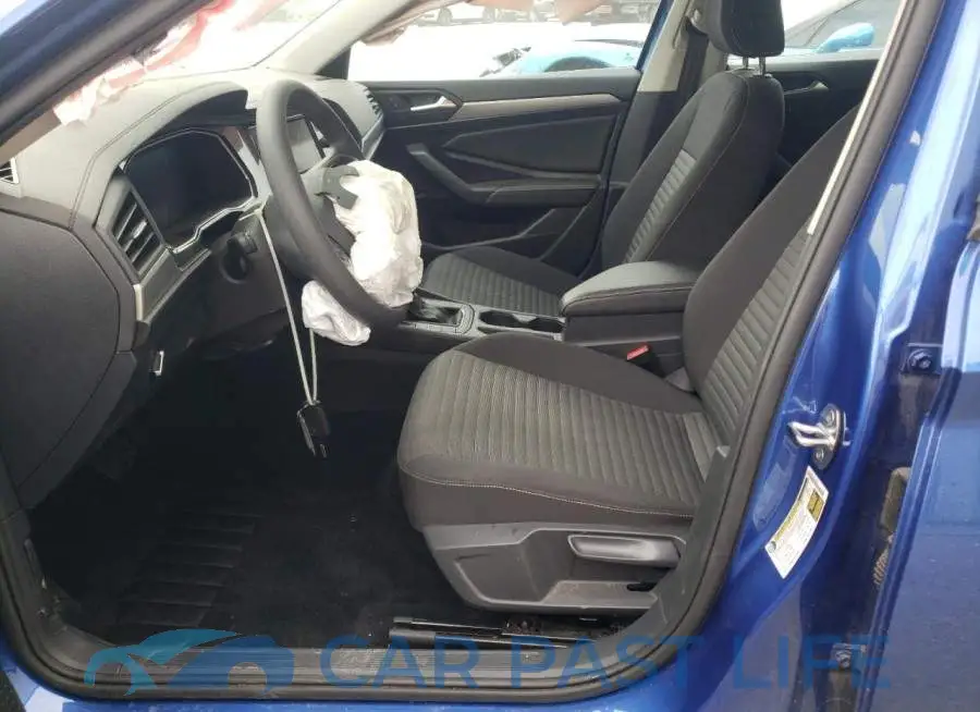 3VWCM7BU8NM021528# 7
