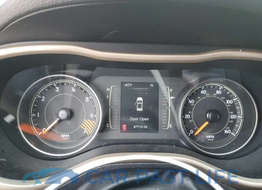 1C4PJLCB9FW531133# 9