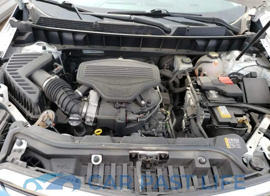 1GYKNDRS8JZ215817# 12