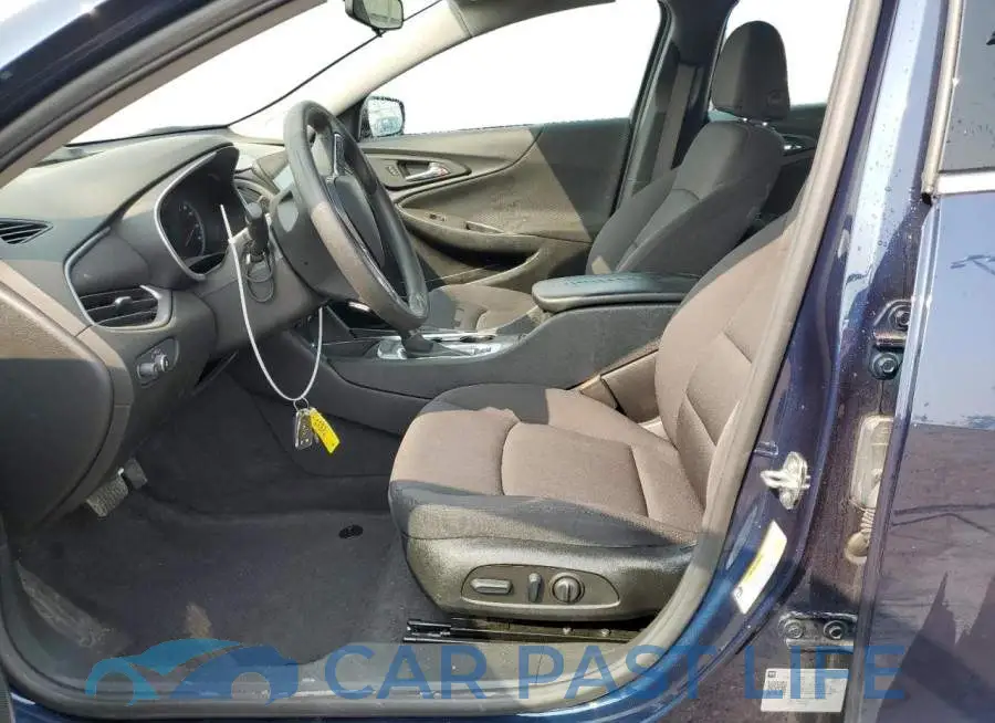 1G1ZD5ST6NF124111# 7