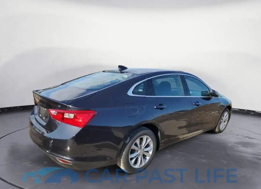 1G1ZD5ST9PF162628# 3