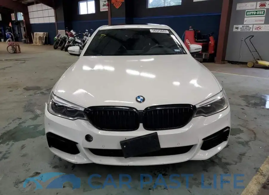 WBAJE5C39HG916877# 5