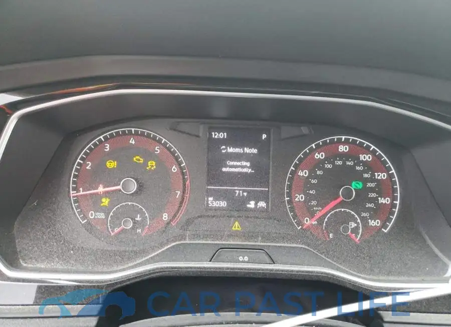 3VWCB7BU9KM215745# 9