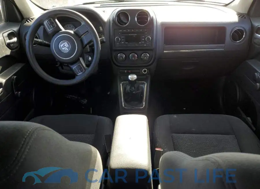 1C4NJRBB3HD195490# 8
