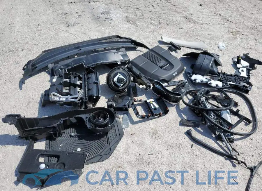 1C4RDJEG9FC245166# 12
