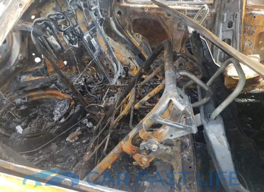 3MVDMABL4MM204515# 10