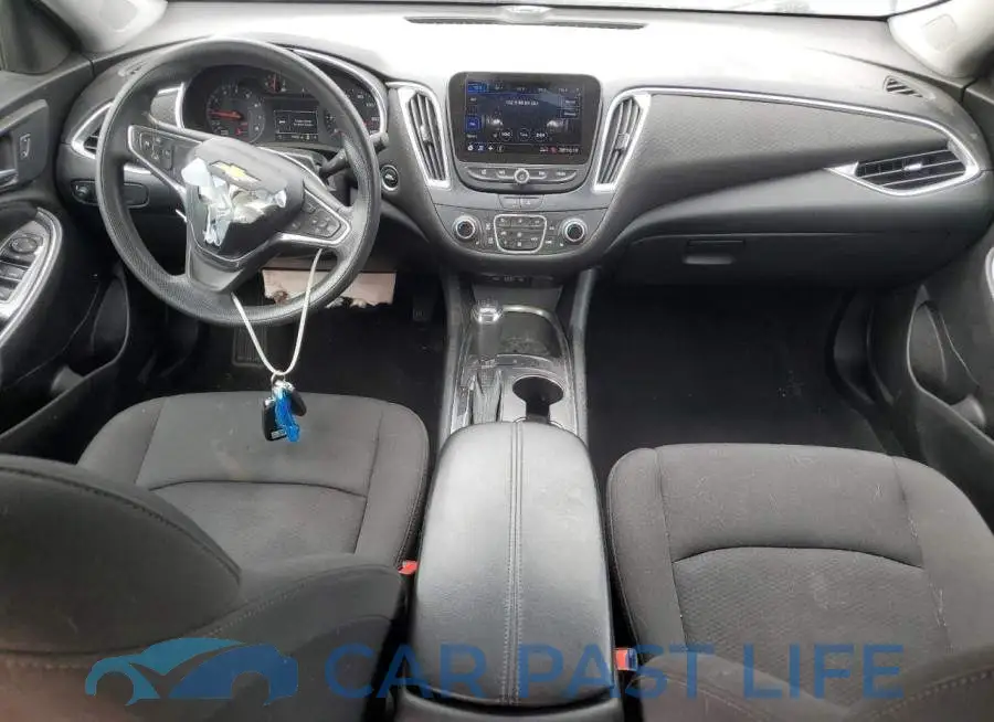 1G1ZD5ST4LF110432# 8
