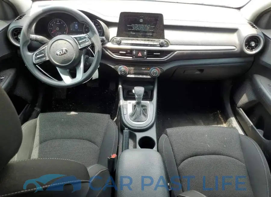 3KPF24AD9KE027558# 8