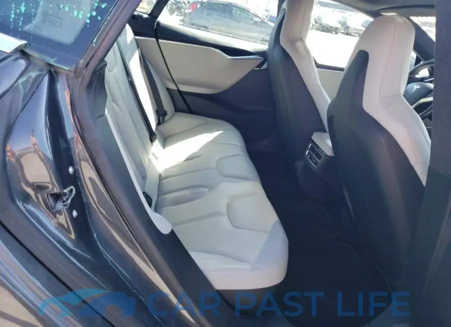 5YJSA1E24GF153868# 10
