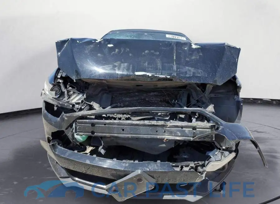 1FATP8UH6H5204555# 5