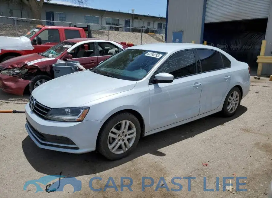3VW2B7AJ1JM215238# 1