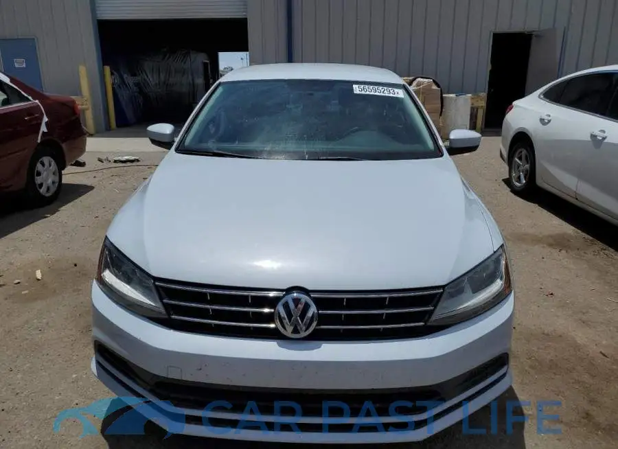 3VW2B7AJ1JM215238# 5