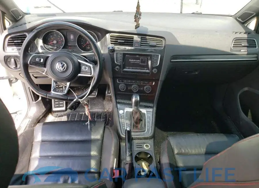 3VW4T7AU8FM032989# 8