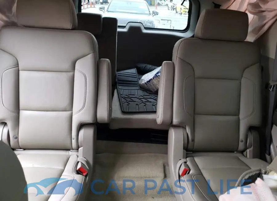 1GNSKBKC5JR299348# 10