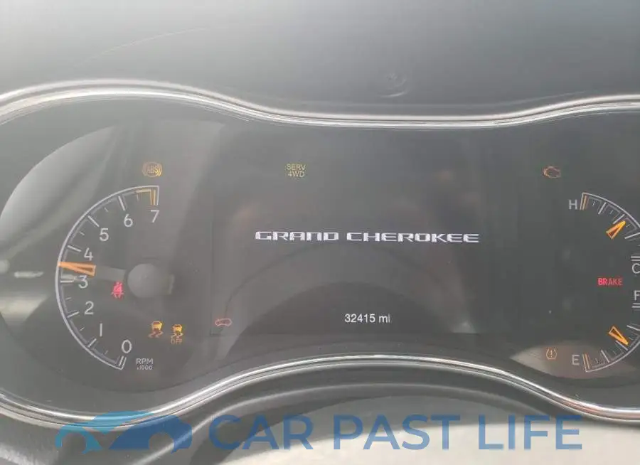 1C4RJFLG3JC144657# 9