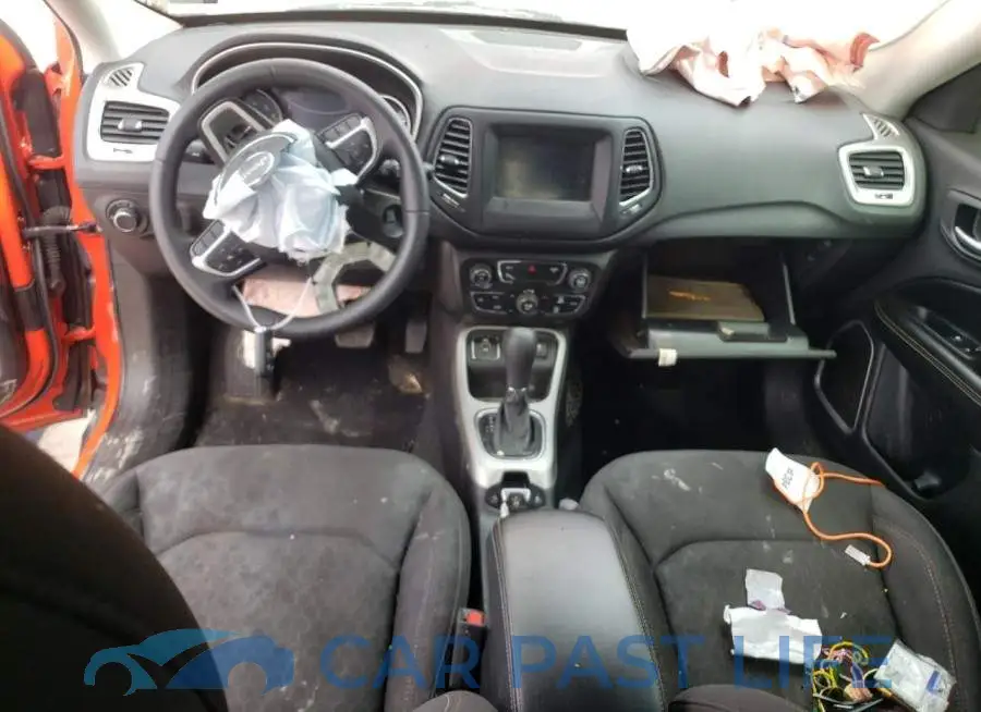 3C4NJCAB8JT438967# 2