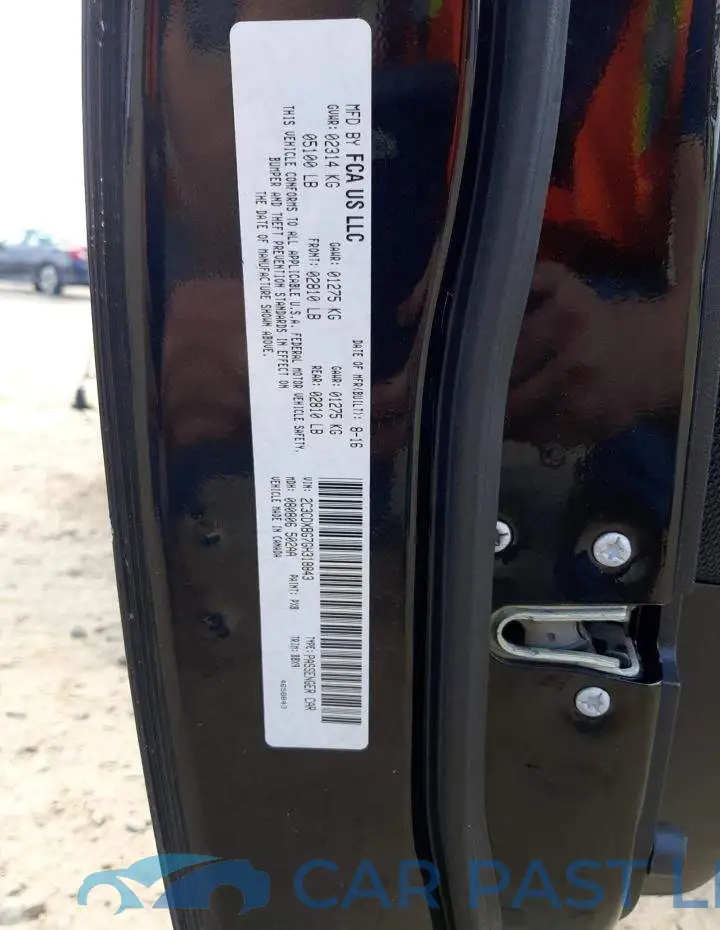 2C3CDXBG7GH318843# 12