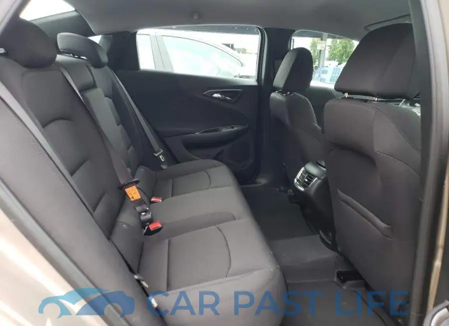 1G1ZD5STXPF176117# 10