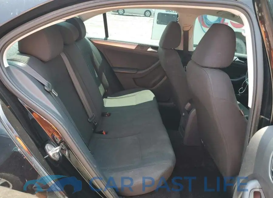 3VWD67AJ5GM266098# 10
